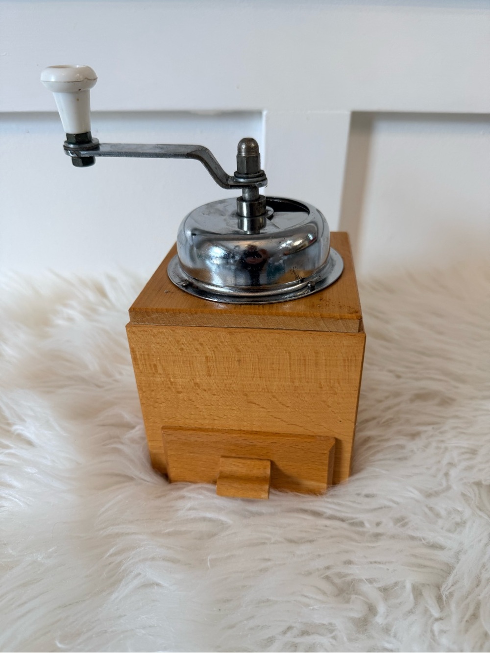 💫2$25 • Vintage European Box Coffee Mill